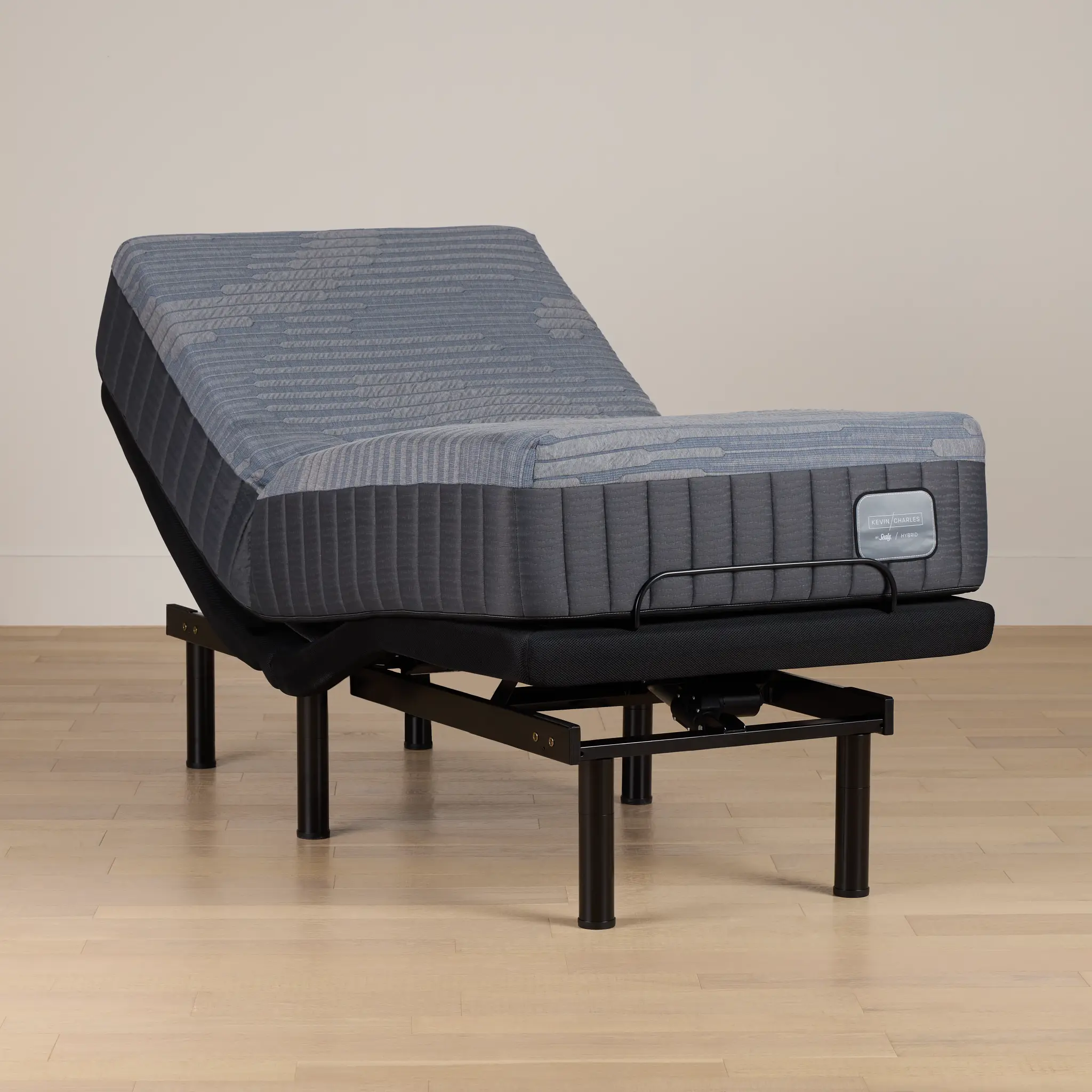 Kevin Charles By Sealy Hybrid Medium Elite Adjustable Mattress Set Kevin Charles By Sealy Hybrid Medium Elite Adjustable Mattress Set