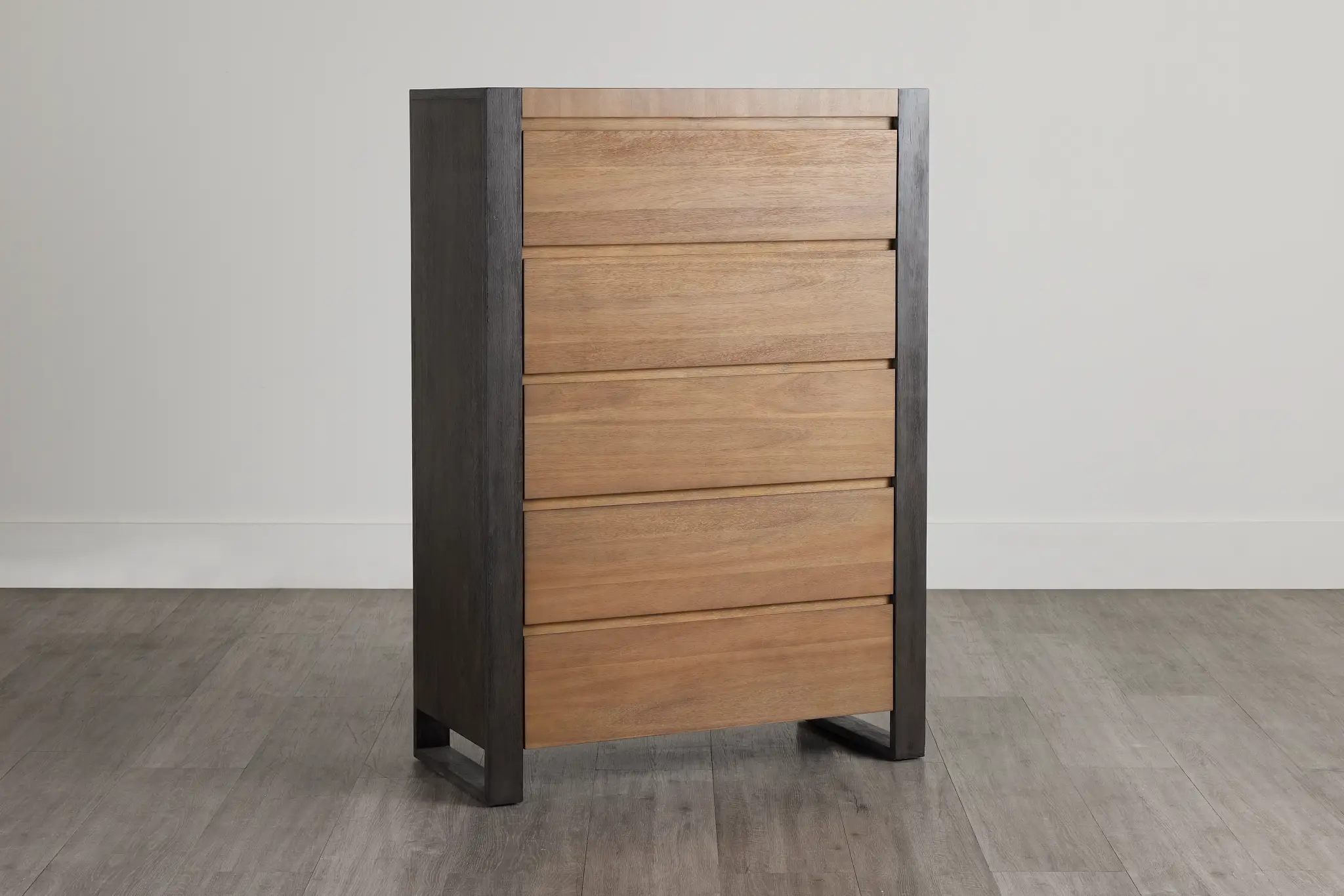 Jackson Two-tone Drawer Chest Jackson Two-tone Drawer Chest