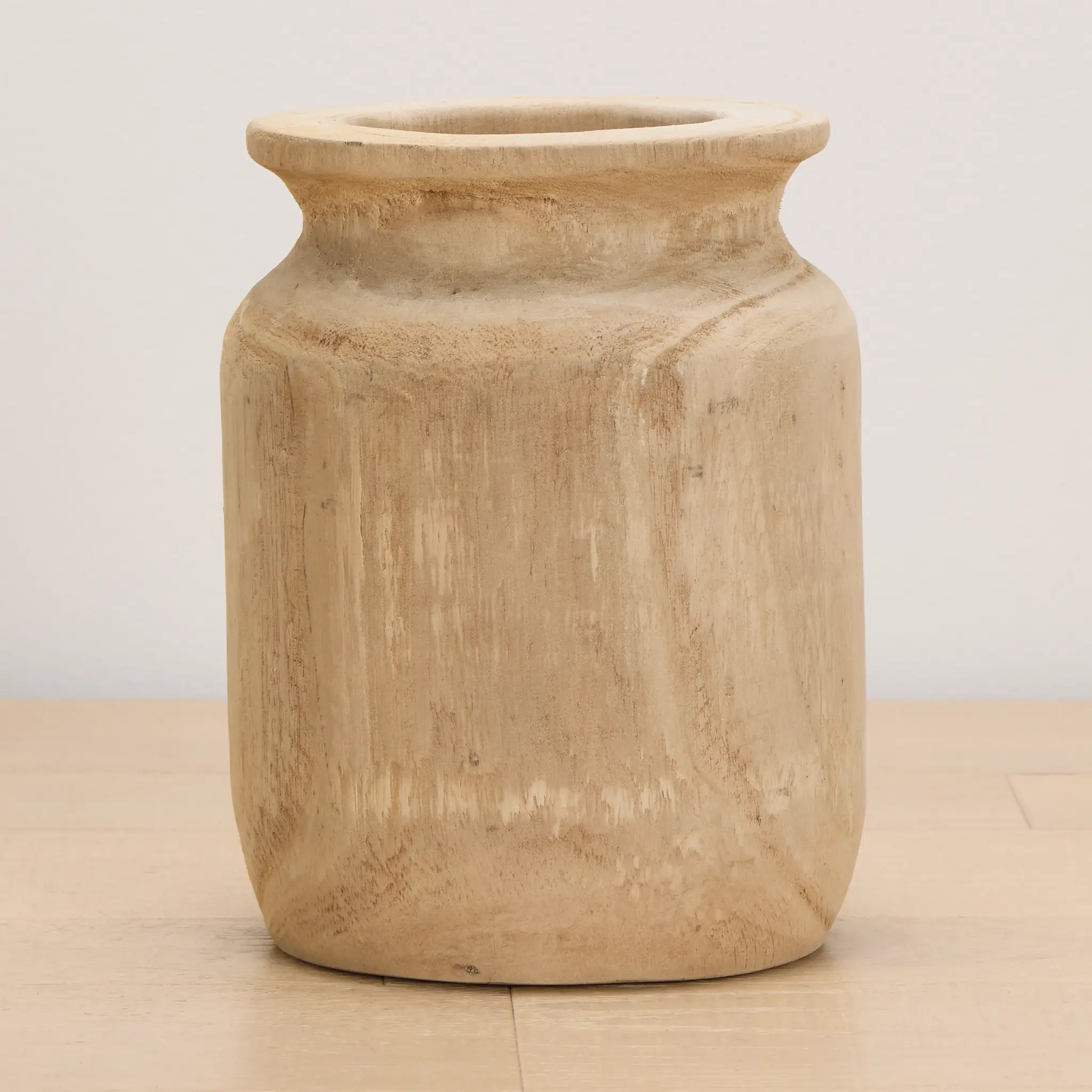 Elza Brown 7" Vase Elza Brown 7" Vase