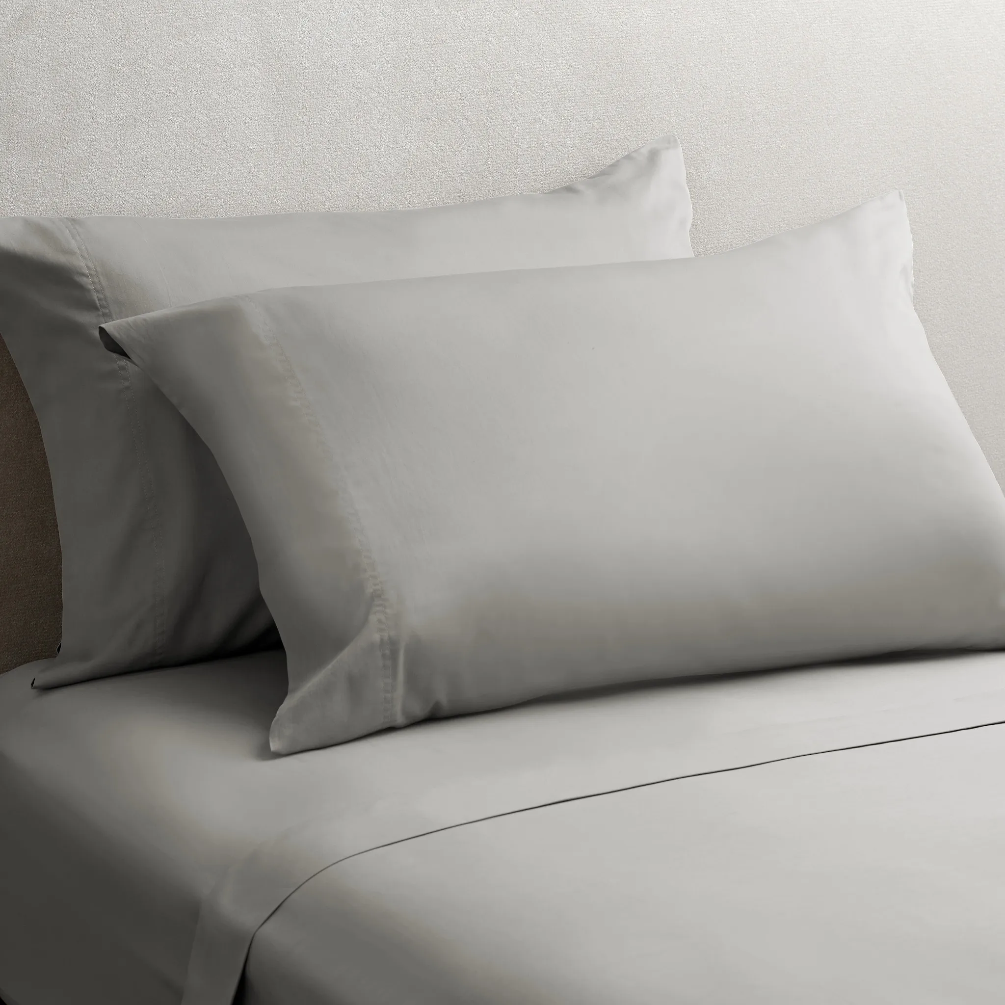 Rest & Renew Cotton Sateen Gray 300 Thread Sheet Set