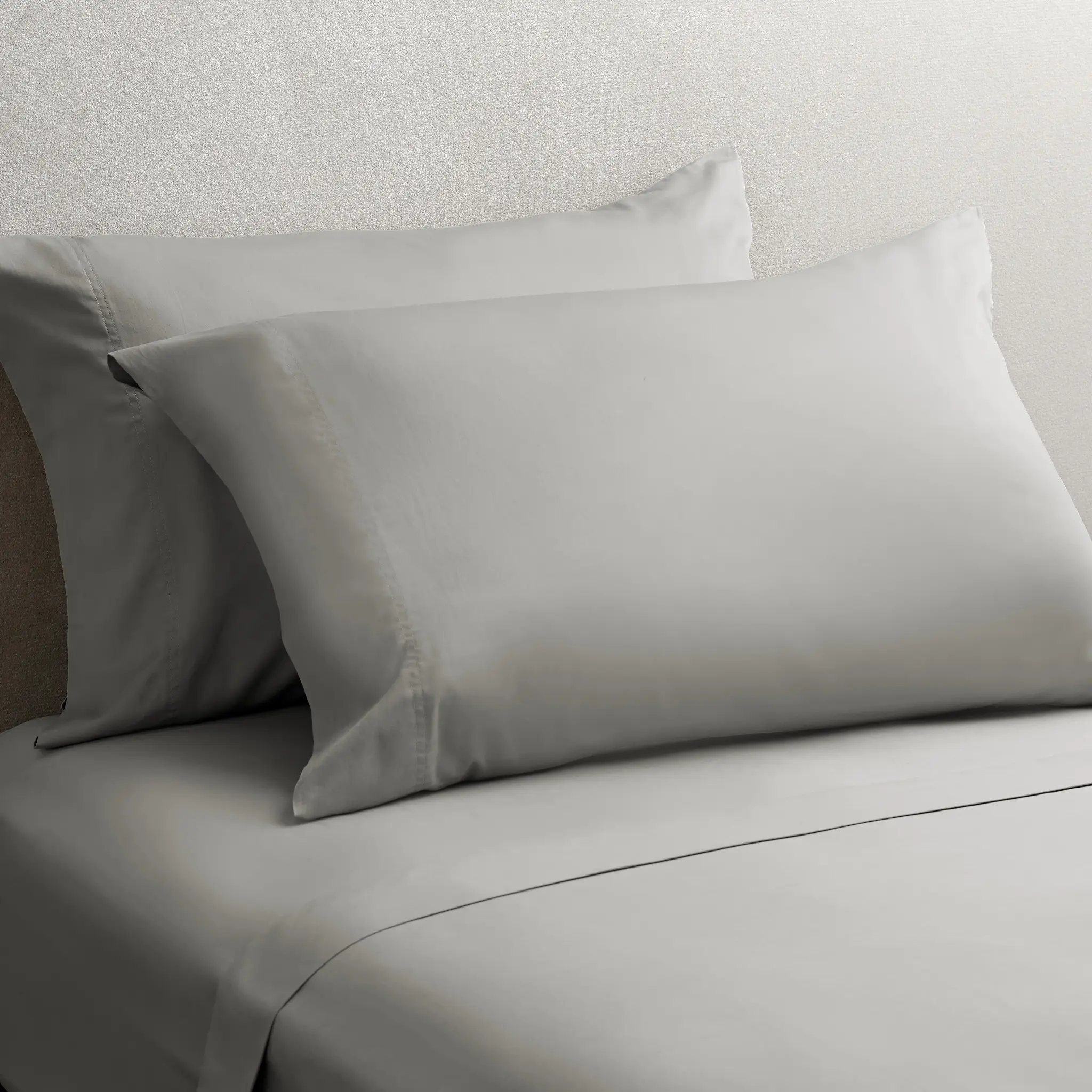 Rest & Renew Cotton Sateen Gray 300 Thread Sheet Set Rest & Renew Cotton Sateen Gray 300 Thread Sheet Set