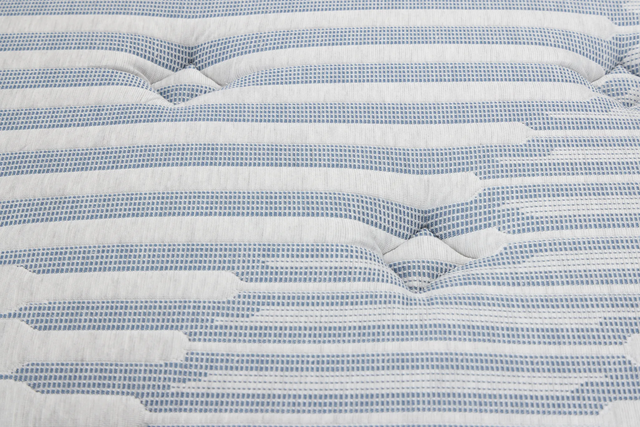 Kevin Charles By Sealy Signature Plush Low-profile Mattress Set