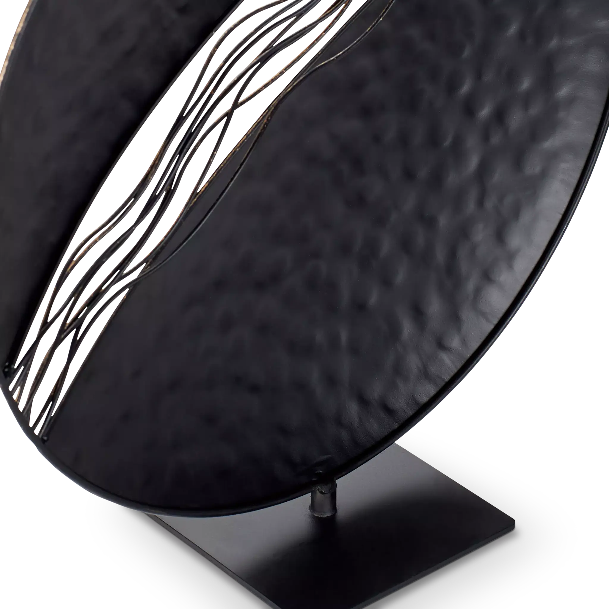 Nila Dark Gray Large Sculpture Nila Dark Gray Large Sculpture