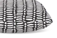 Deja Black 18" Indoor/outdoor Accent Pillow