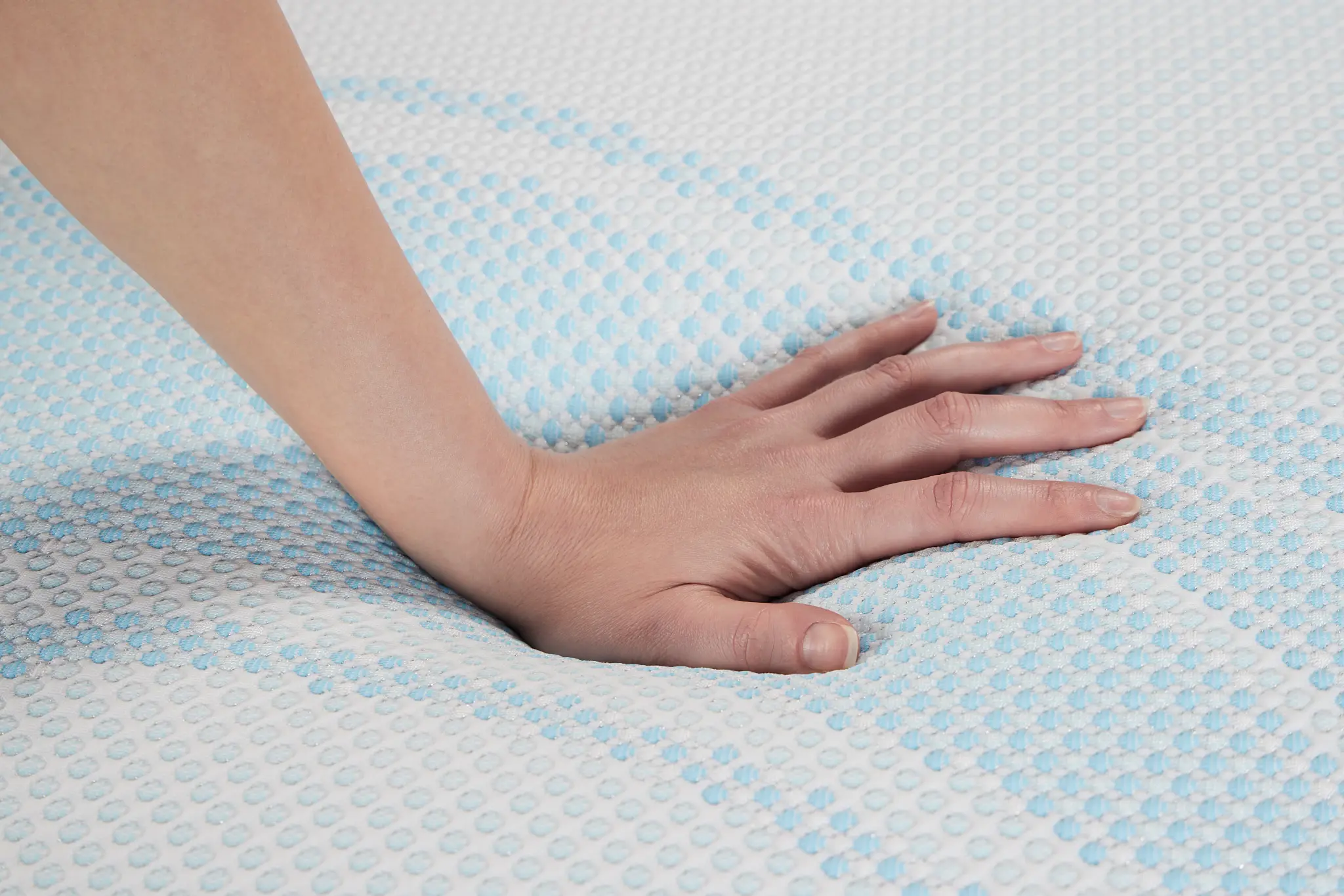 Tempur-pedic Tempur-probreeze 12" Medium Hybrid Mattress Tempur-pedic Tempur-probreeze 12" Medium Hybrid Mattress