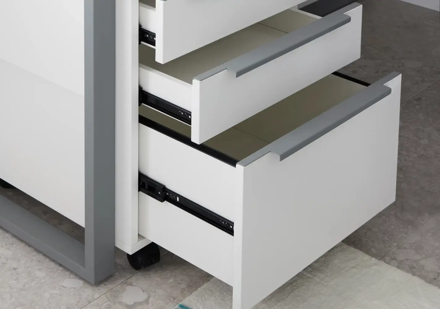 Keeping an Organized Workspace Keeping an Organized Workspace