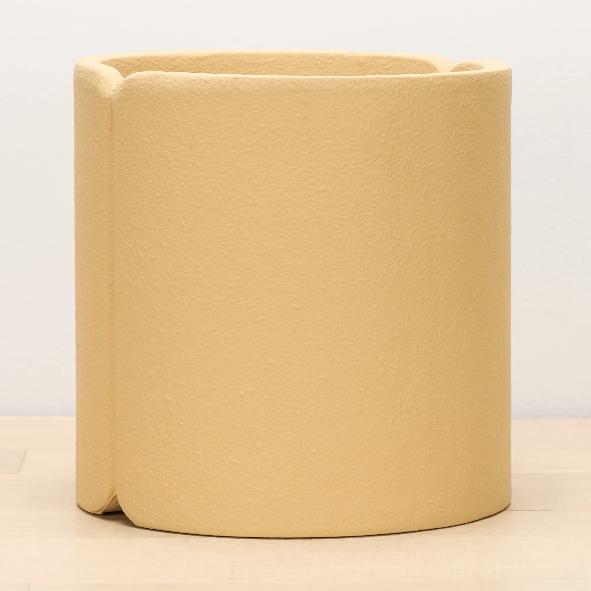 Mamizu Polyresin Yellow Planter