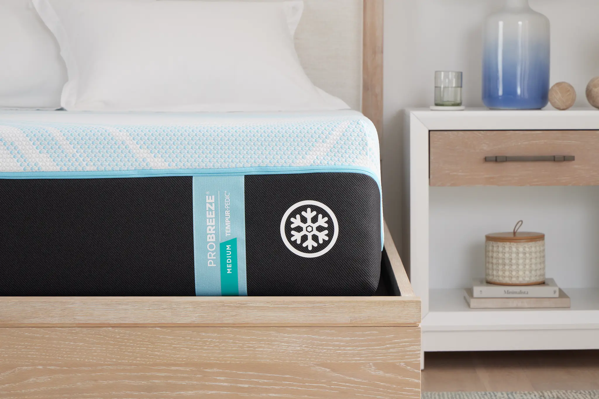 Tempur-pedic Tempur-probreeze 12" Medium Mattress Tempur-pedic Tempur-probreeze 12" Medium Mattress