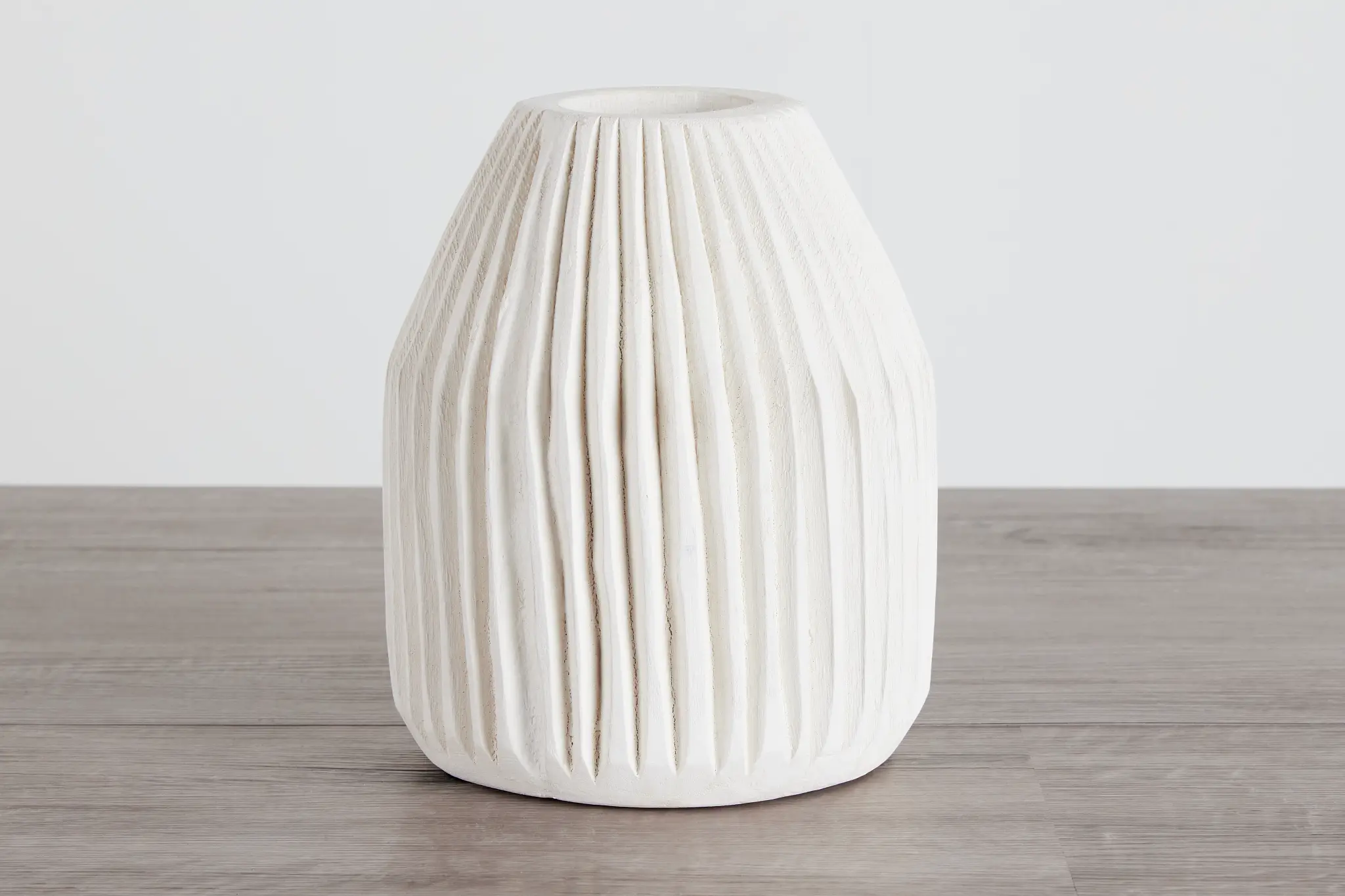 Jojo White 8" Vase Jojo White 8" Vase