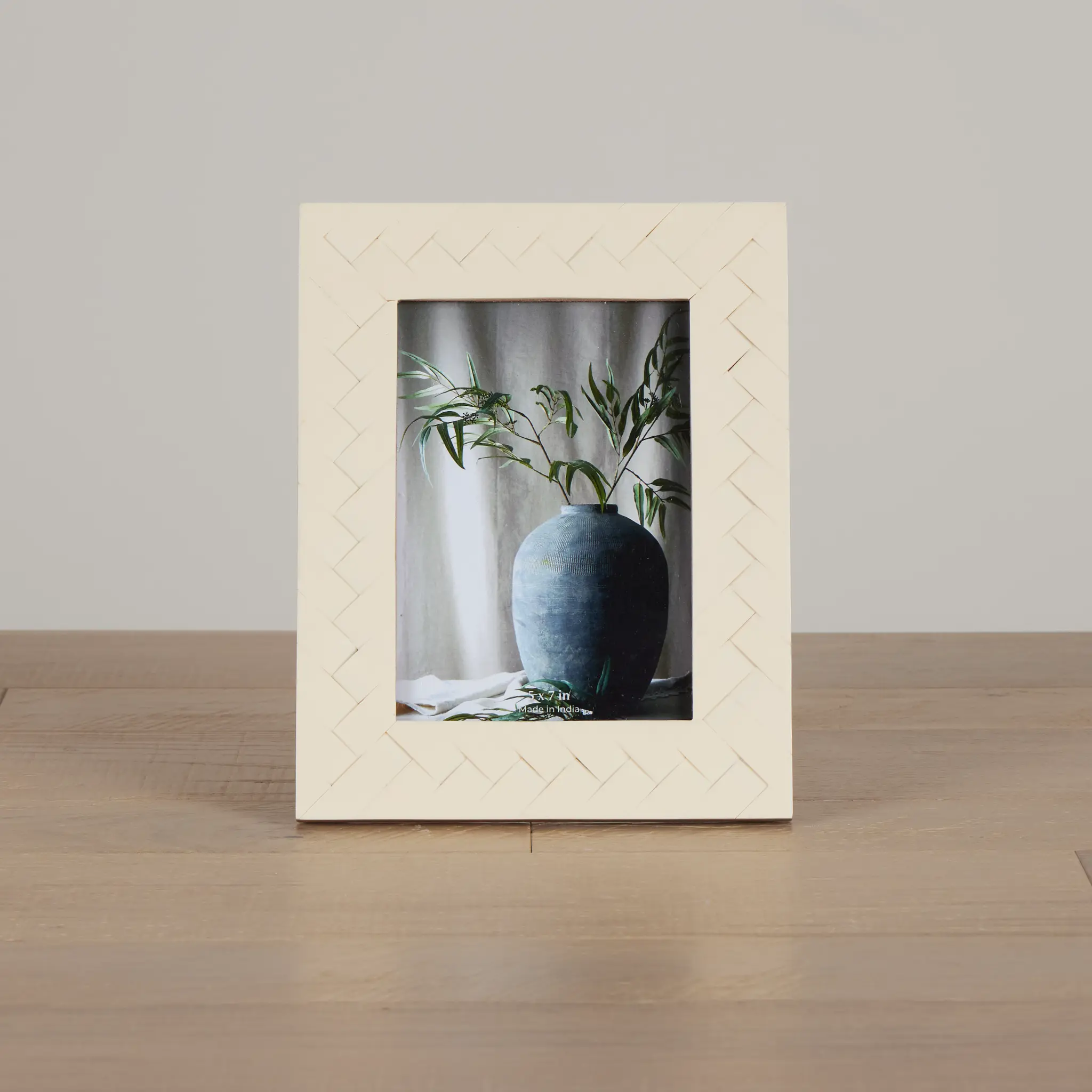 Katlana Ivory Large Picture Frame Katlana Ivory Large Picture Frame