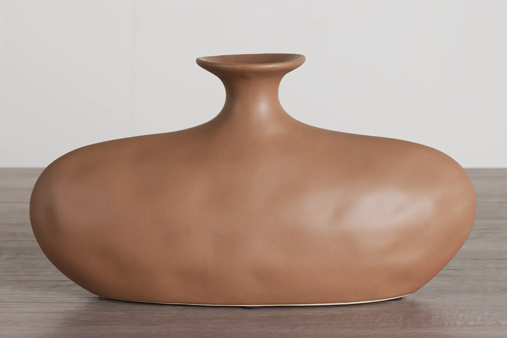 Shyla Brown Large Vase Shyla Brown Large Vase