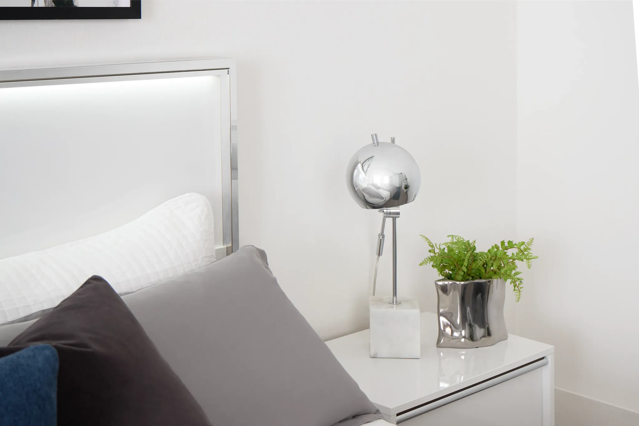 Kai Silver Desk Lamp