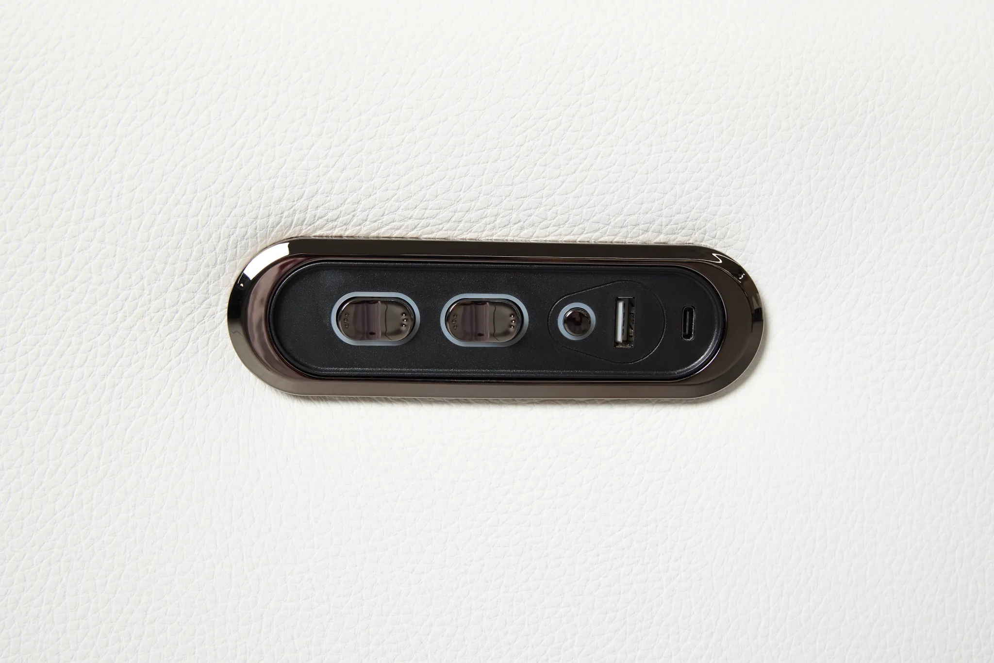 Jett White Micro Medium Dual Power 2-arm Reclining Sectional