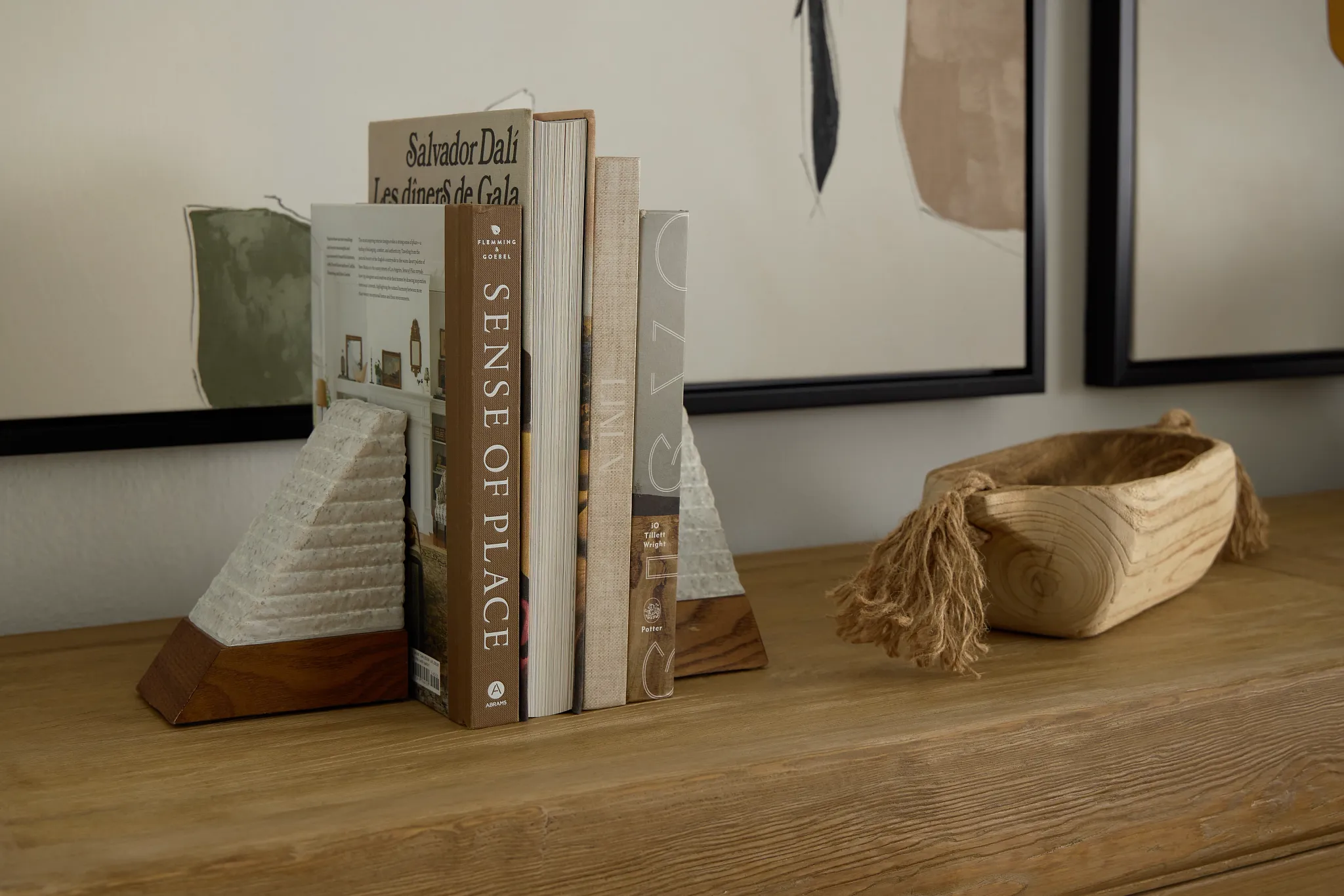 Zaire Two-tone Tabletop Accessory