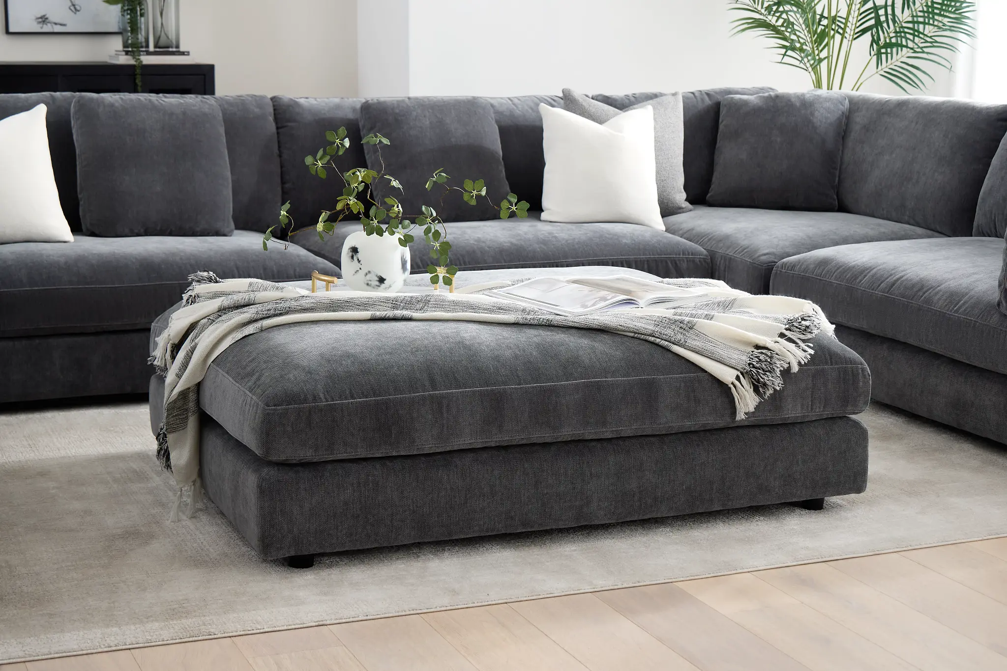 Lounge Dark Gray Fabric Ottoman Lounge Dark Gray Fabric Ottoman