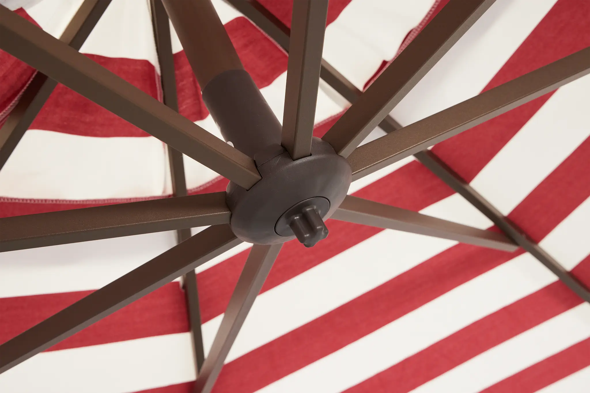 Grenada Red Stripe Cantilever Umbrella Set Grenada Red Stripe Cantilever Umbrella Set