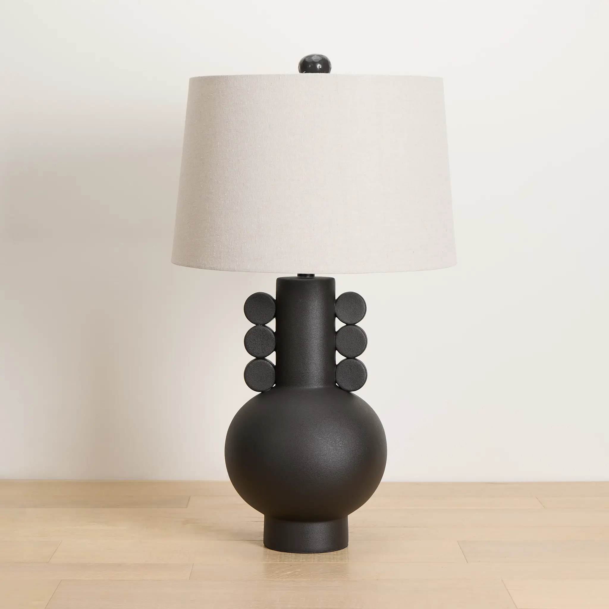 Heremon Black Table Lamp Heremon Black Table Lamp