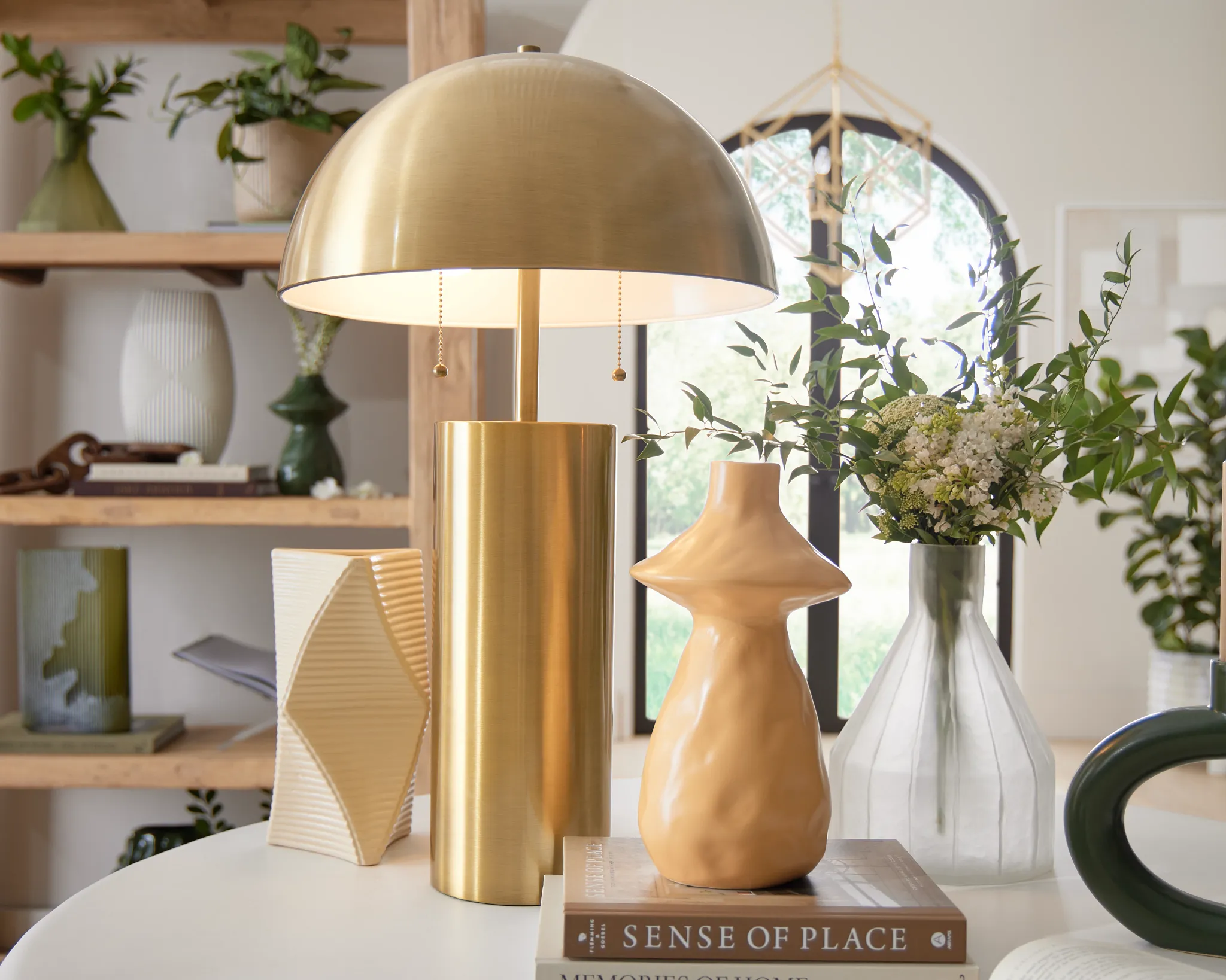 Cavo Gold Metal Table Lamp
