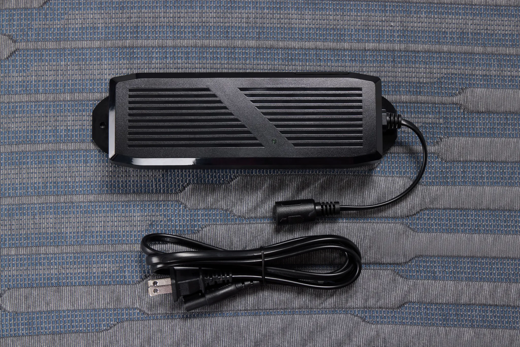 Kevin Charles By Sealy Hybrid Plush Elite Adjustable Mattress Set