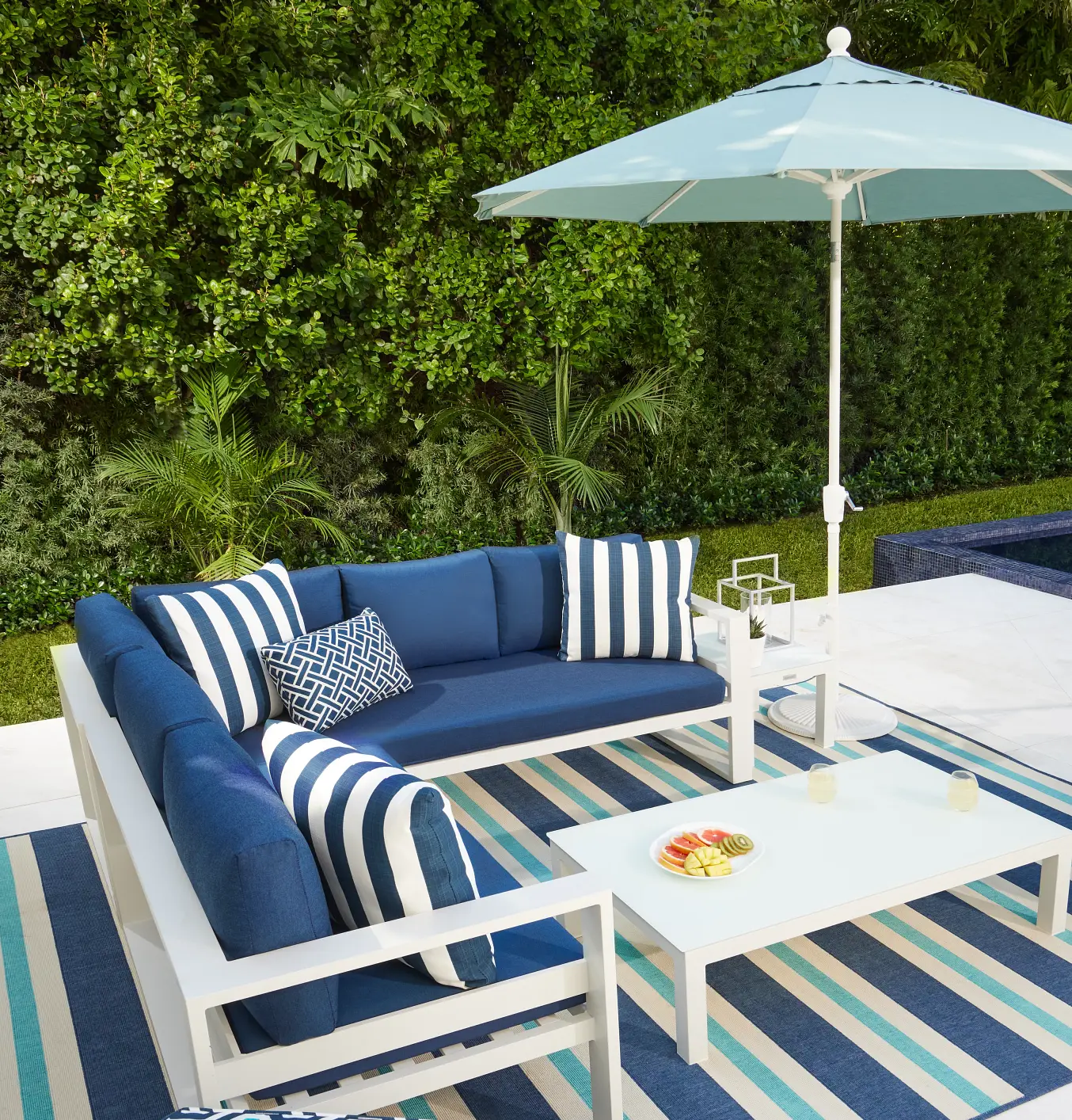 2023_CITY_MINI_1_UMBRELLAS_V2_887.tif 2023_CITY_MINI_1_UMBRELLAS_V2_887.tif