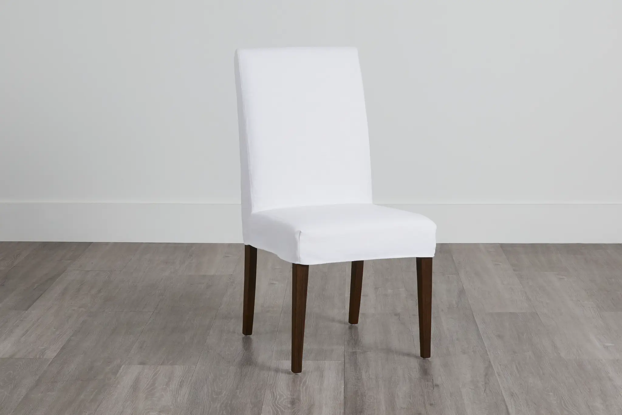 Harbor White Short Slipcover Chair With Medium-tone Leg Harbor White Short Slipcover Chair With Medium-tone Leg