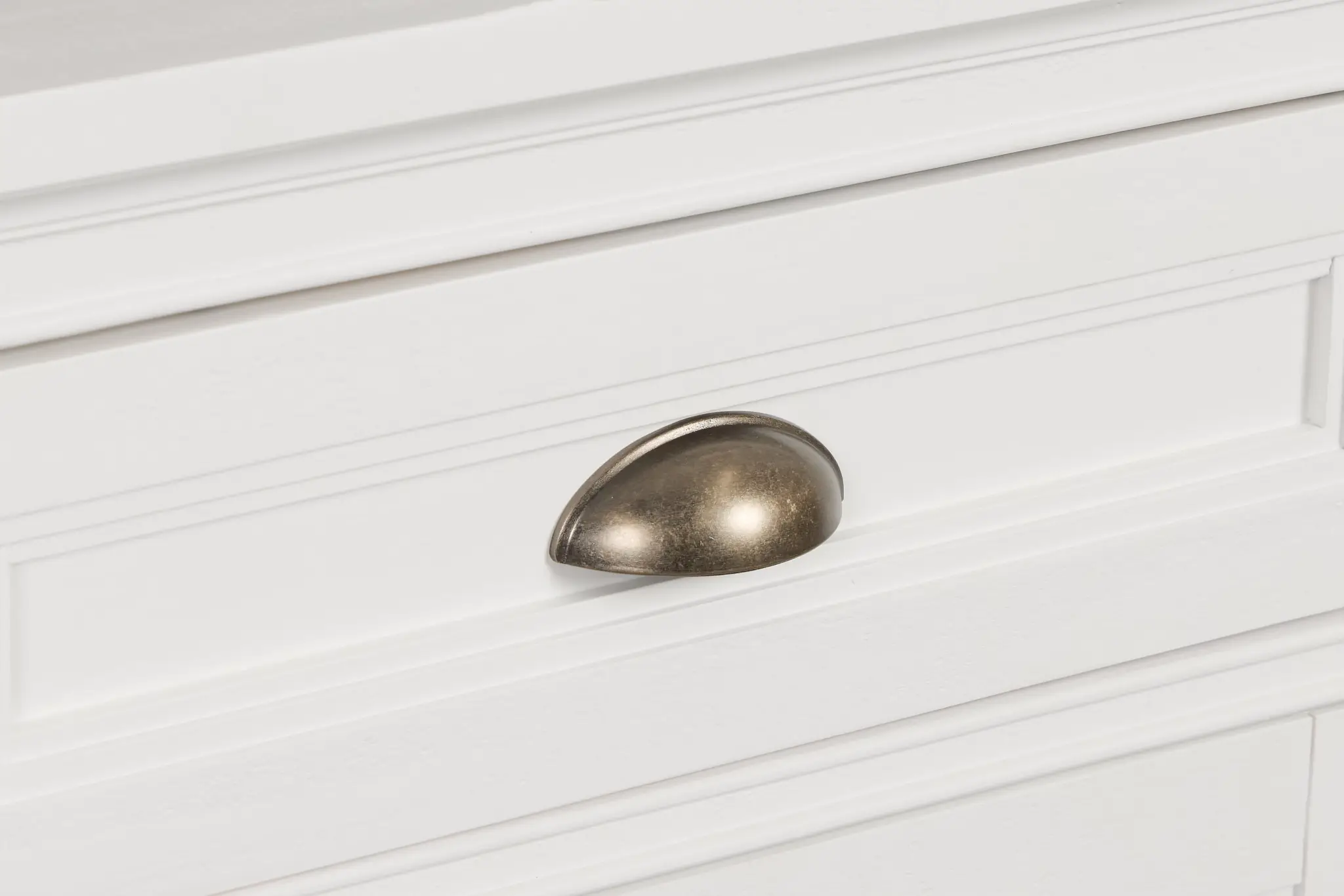 Heron Cove White 80" Tv Stand Heron Cove White 80" Tv Stand