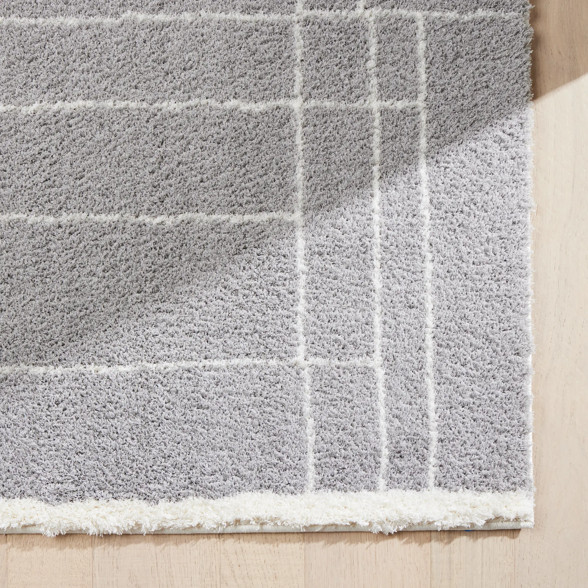 Veronda Gray 5x7 Area Rug Veronda Gray 5x7 Area Rug