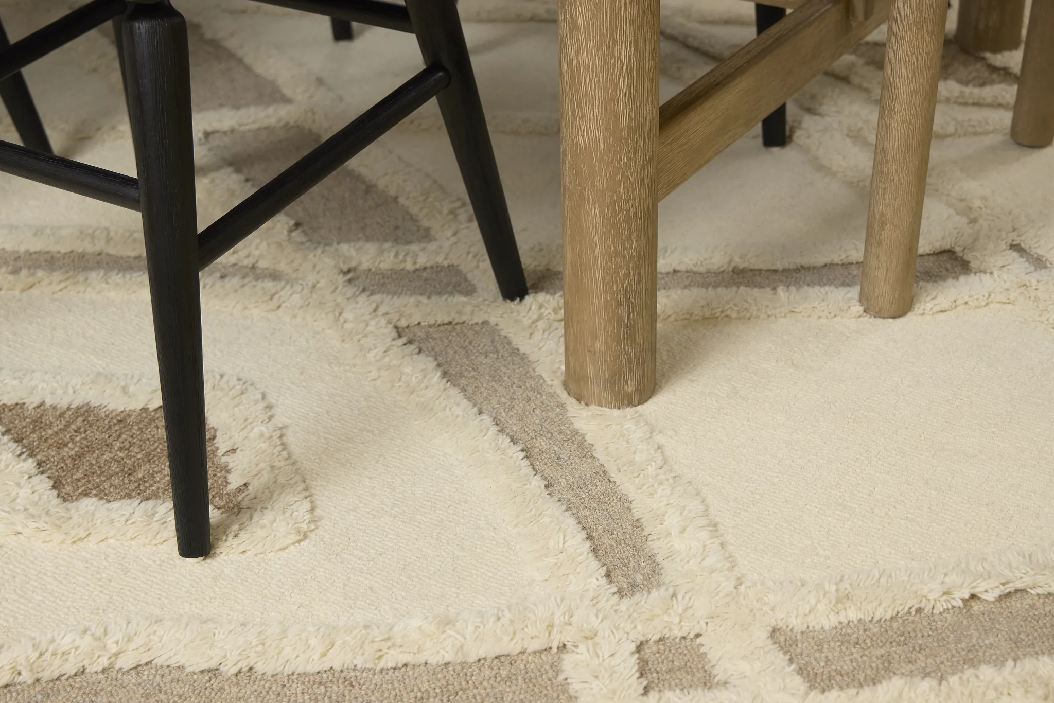 Senza Beige Wool 8x10 Area Rug