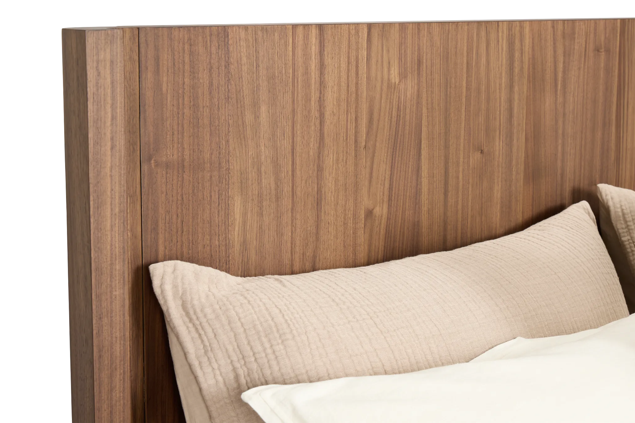 Nomad Mid Tone Shelter Bed