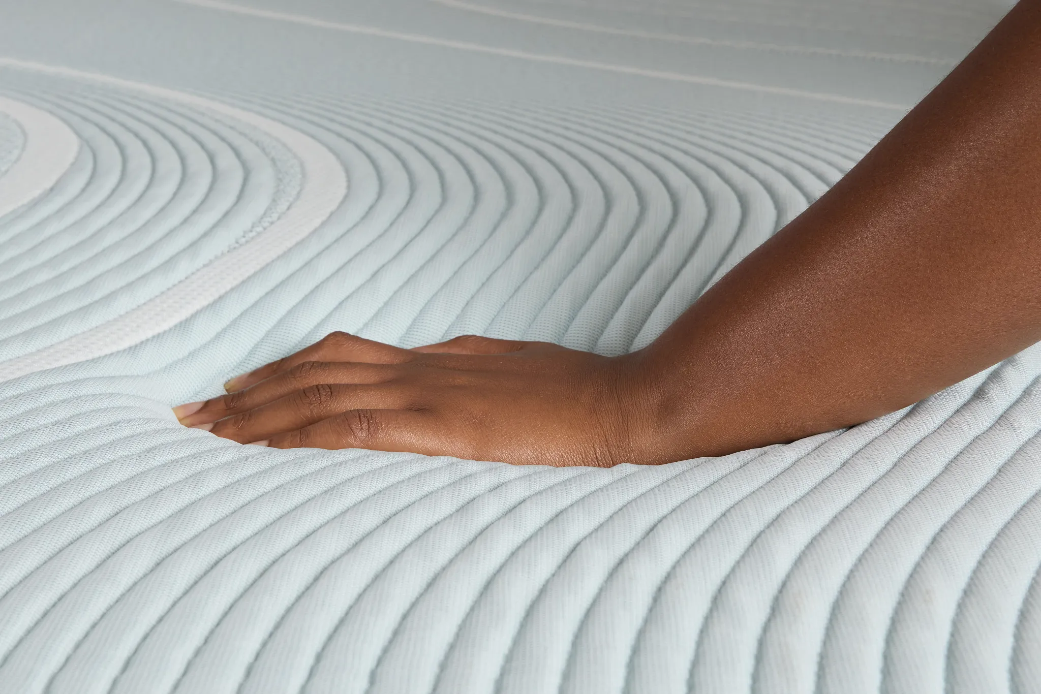 Tempur-pedic Tempur-proadapt 12" Medium Hybrid Mattress