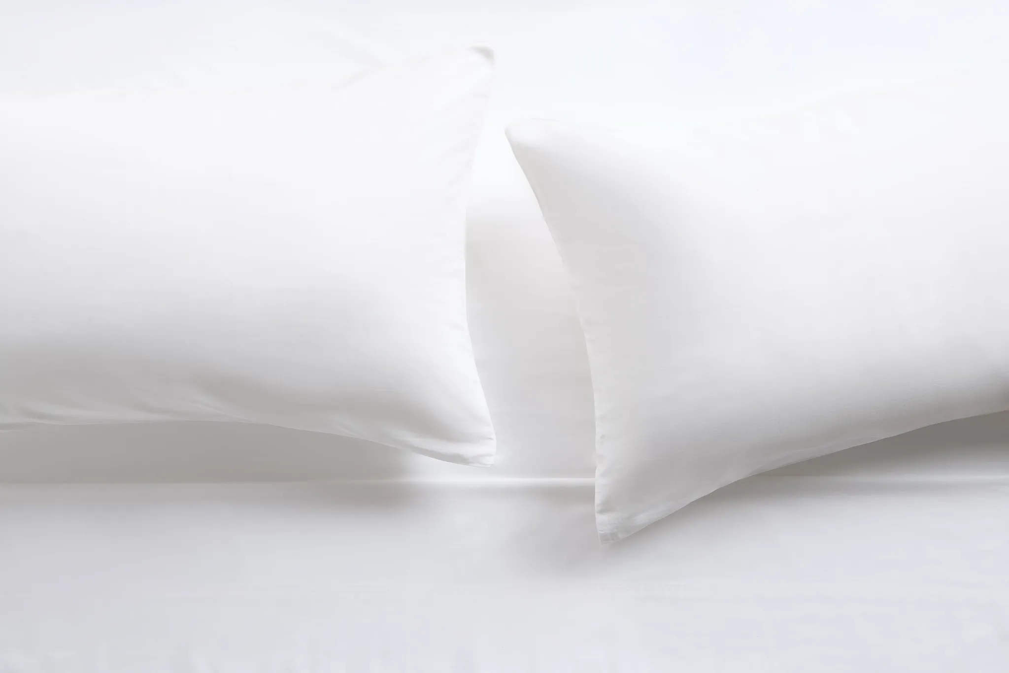 Rest & Renew Cotton Sateen White 300 Thread Sheet Set
