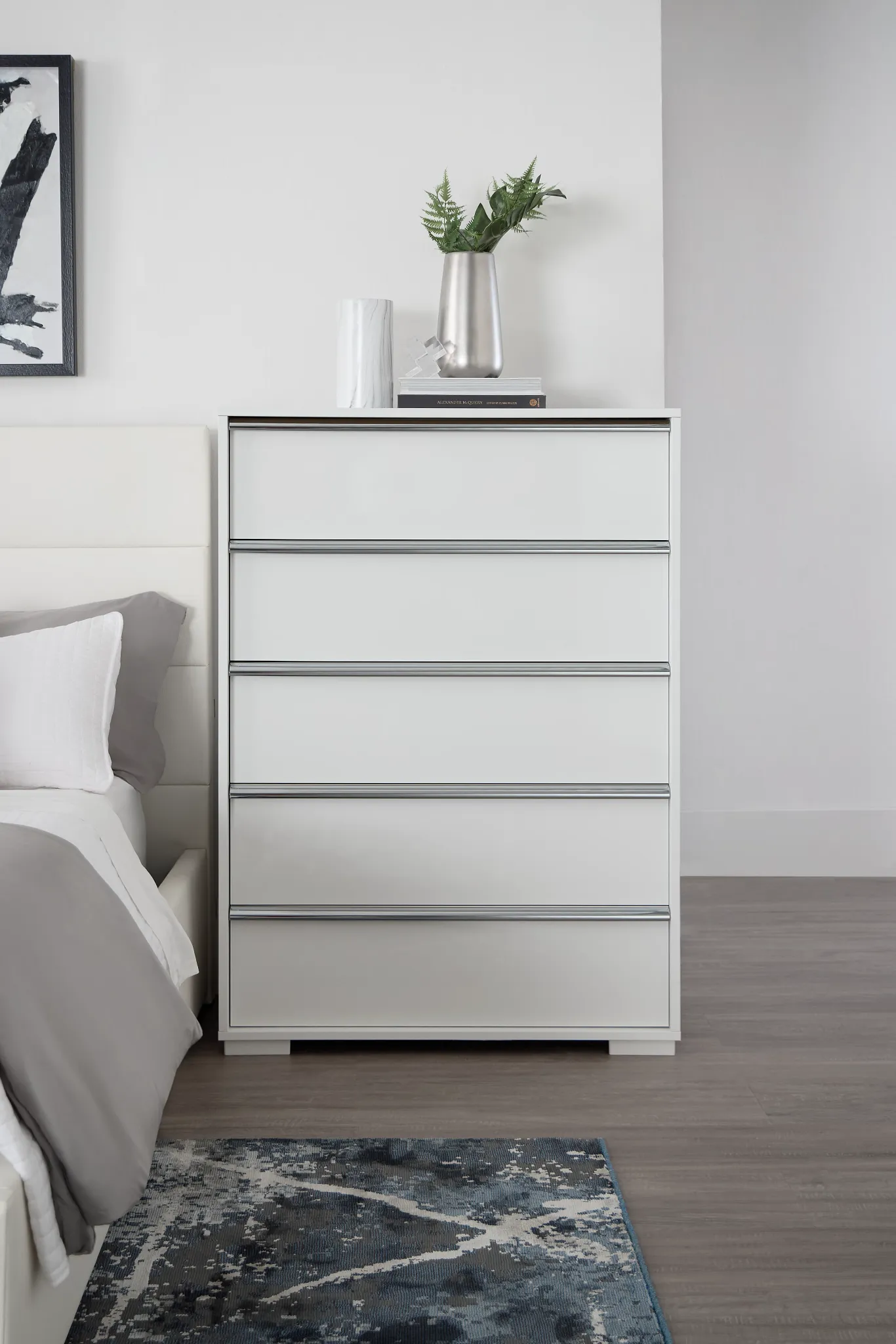 Doral White 5-drawer Chest