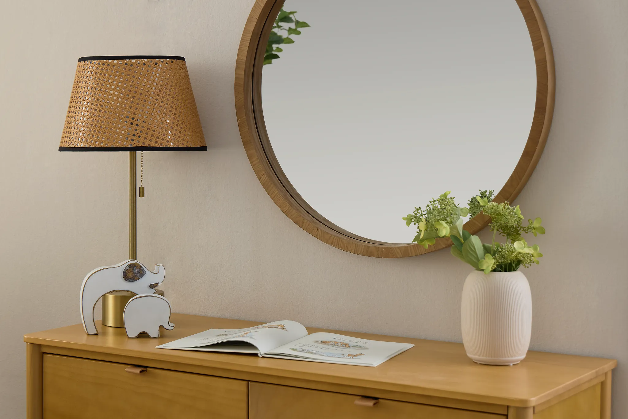 Hazel Gold Table Lamp