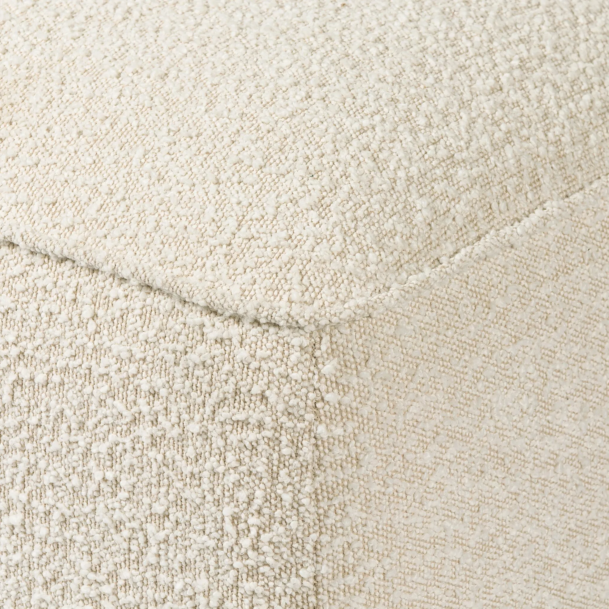 Banta Light Beige Uph Bench