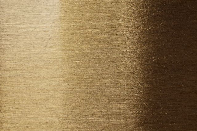 Navo Gold Metal Table Lamp