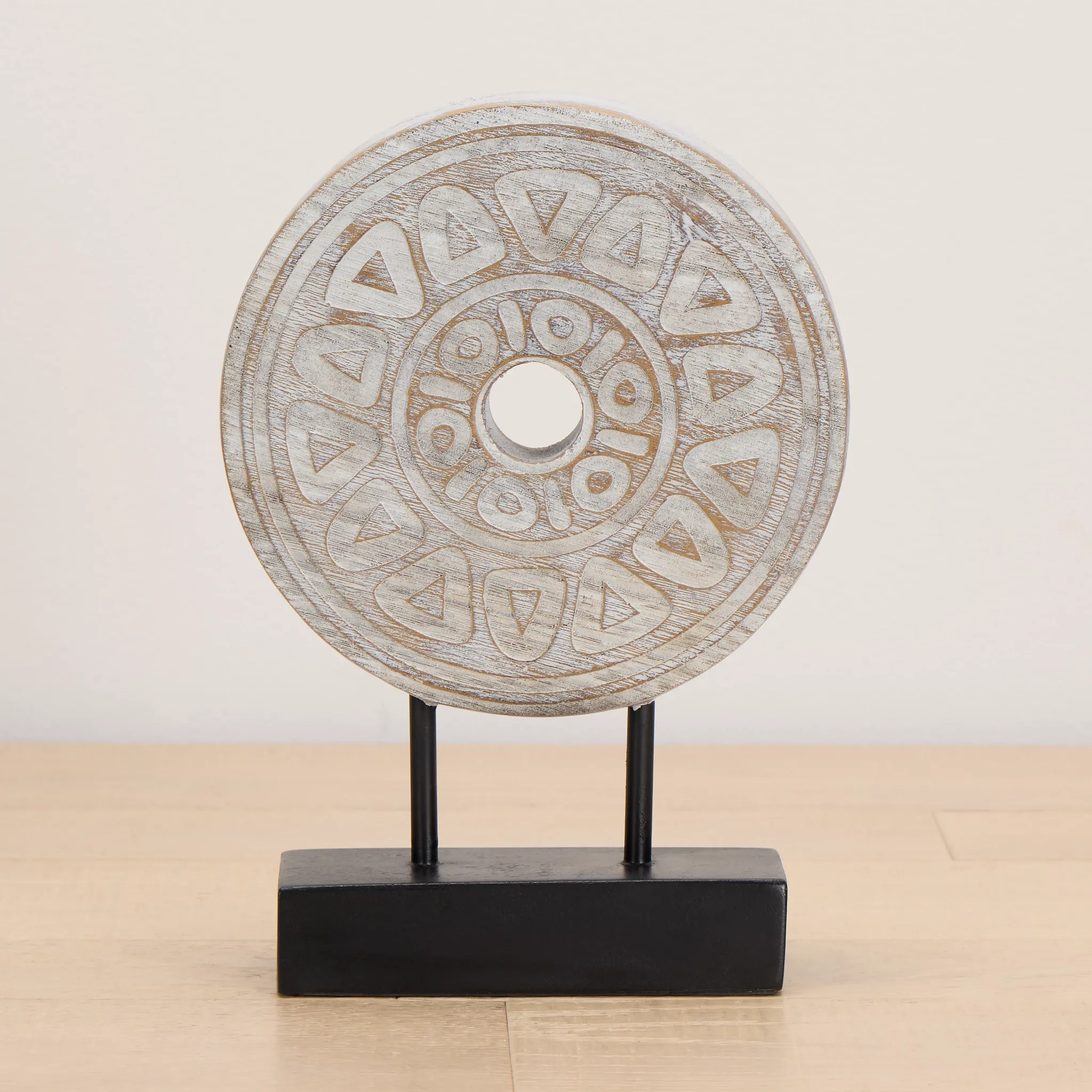 Rusty White Small Tabletop Accessory