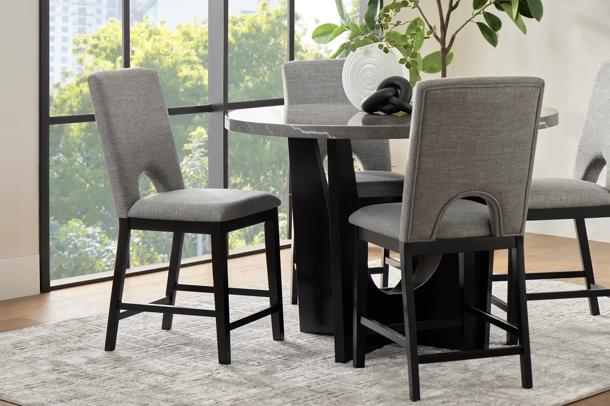 Oxford Graycurved 24" Upholstered Barstool