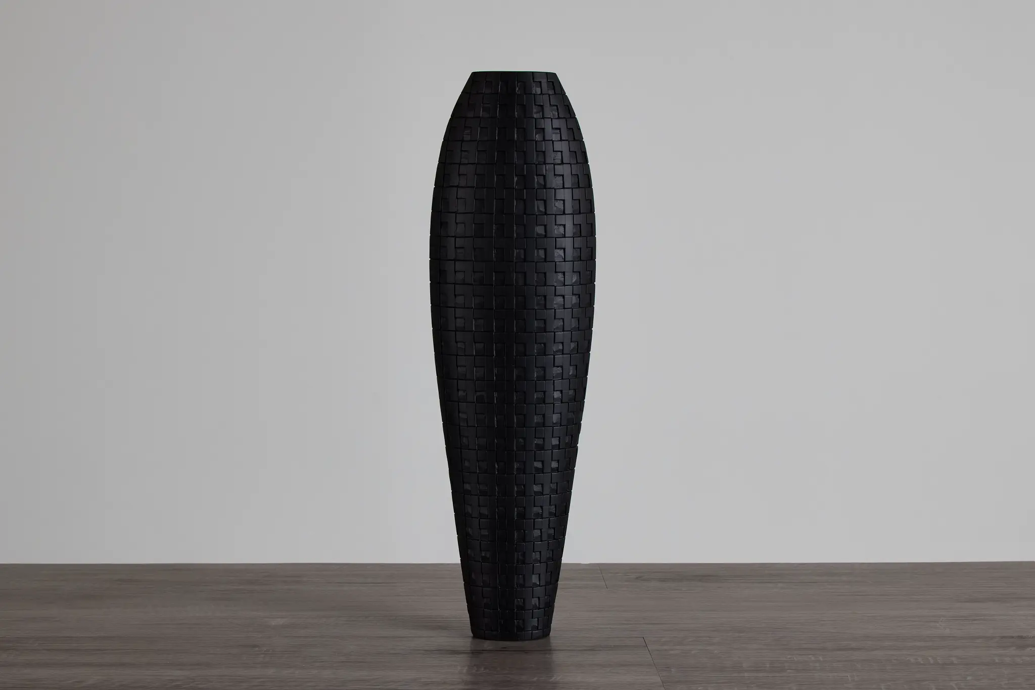 Zahara Black Short Vase Zahara Black Short Vase
