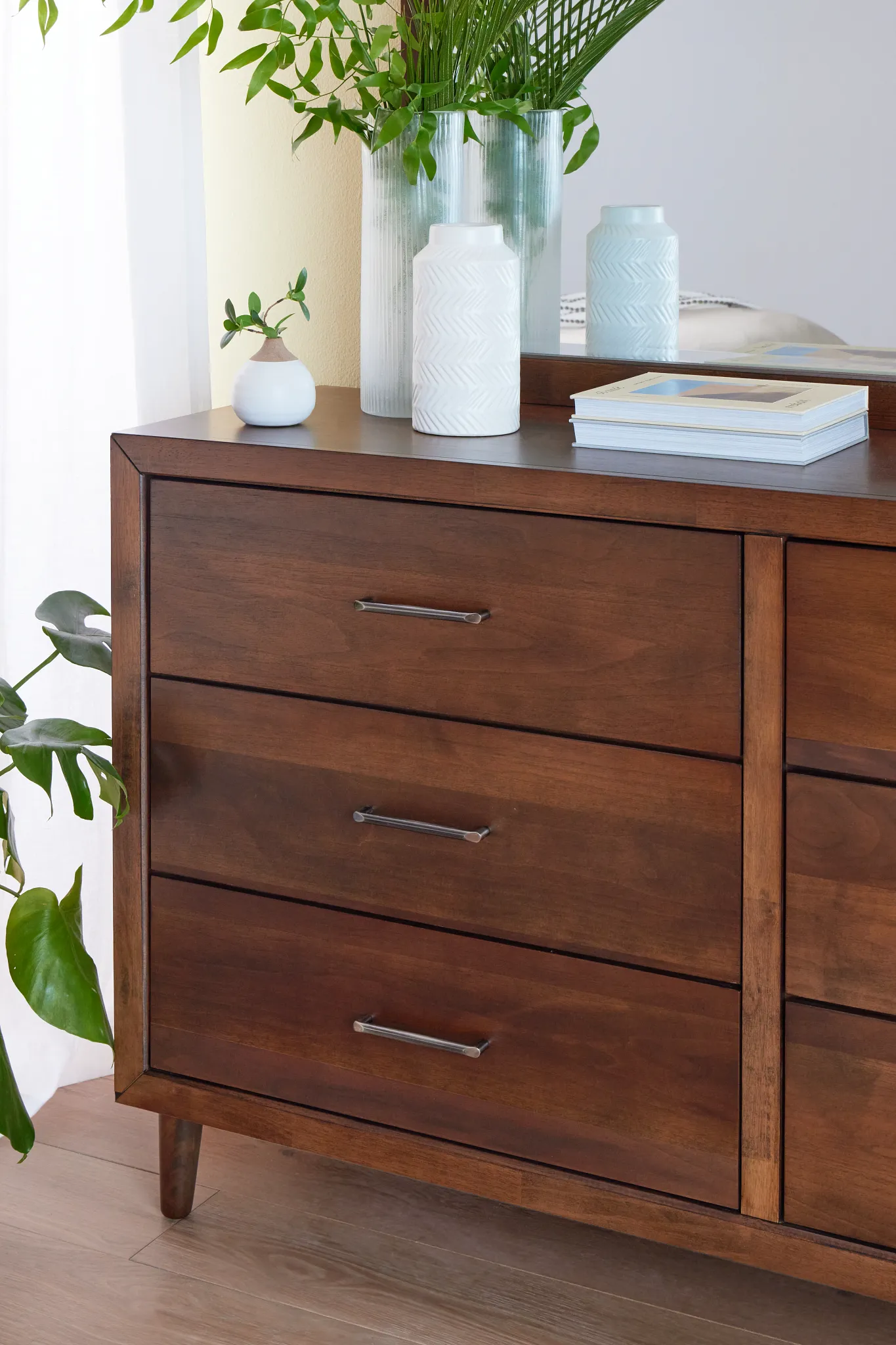 Palmdale Dark Tone Dresser & Mirror