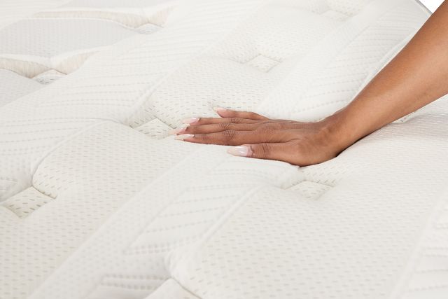 Scott Living Silver 13" Plush Hybrid Mattress