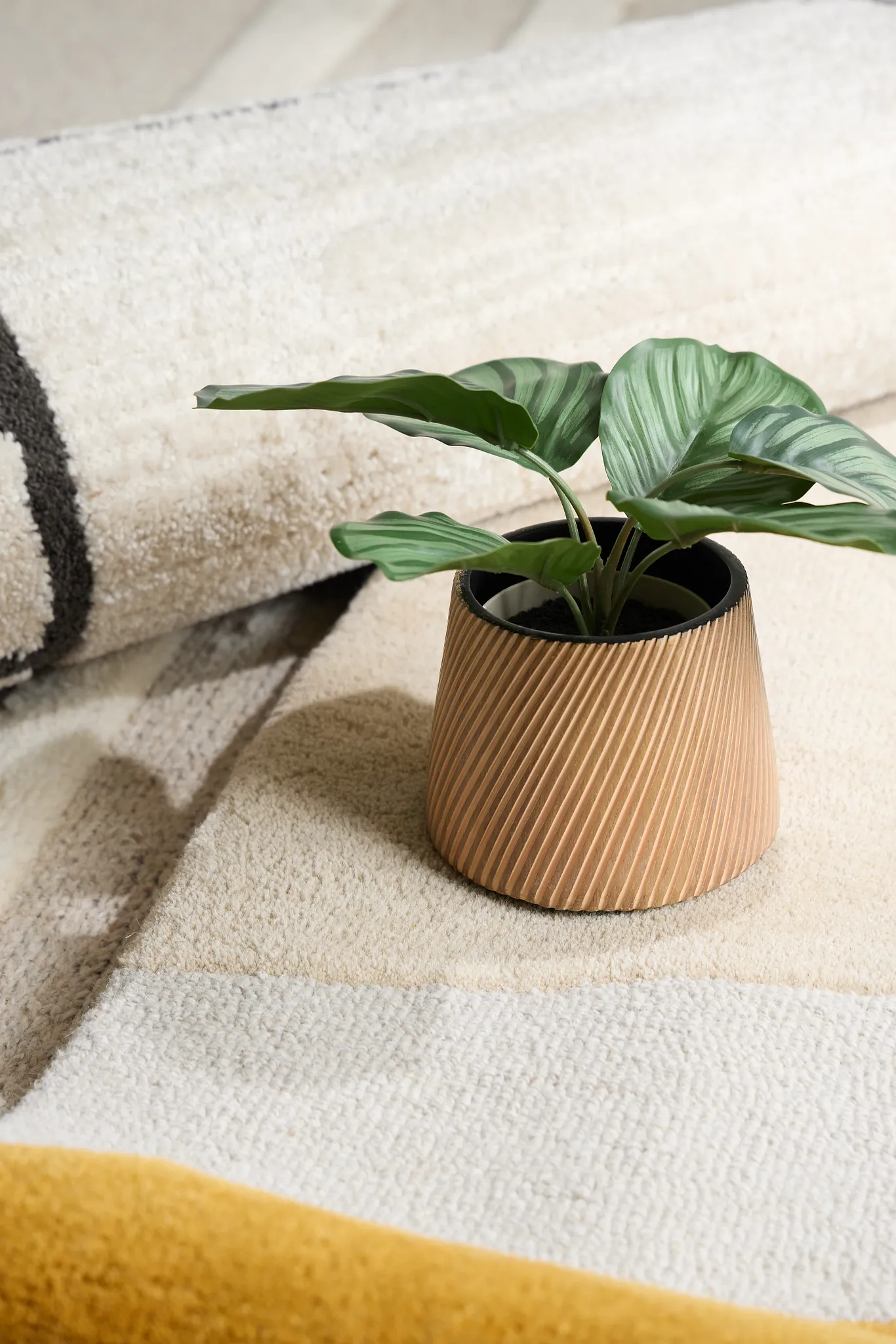 Edessa Brown Large Planter