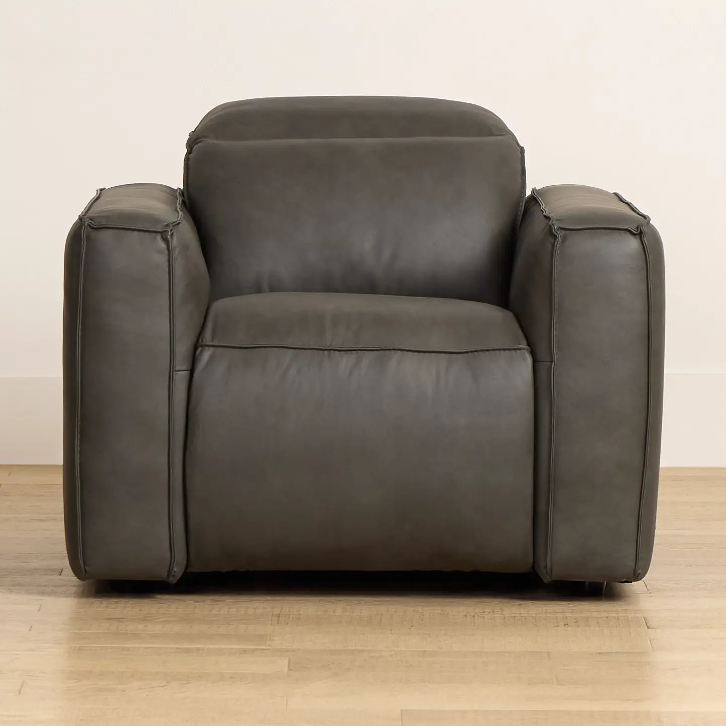 Ryland Dark Gray Lthr/vinyl Power Recliner With Power Headrest Ryland Dark Gray Lthr/vinyl Power Recliner With Power Headrest