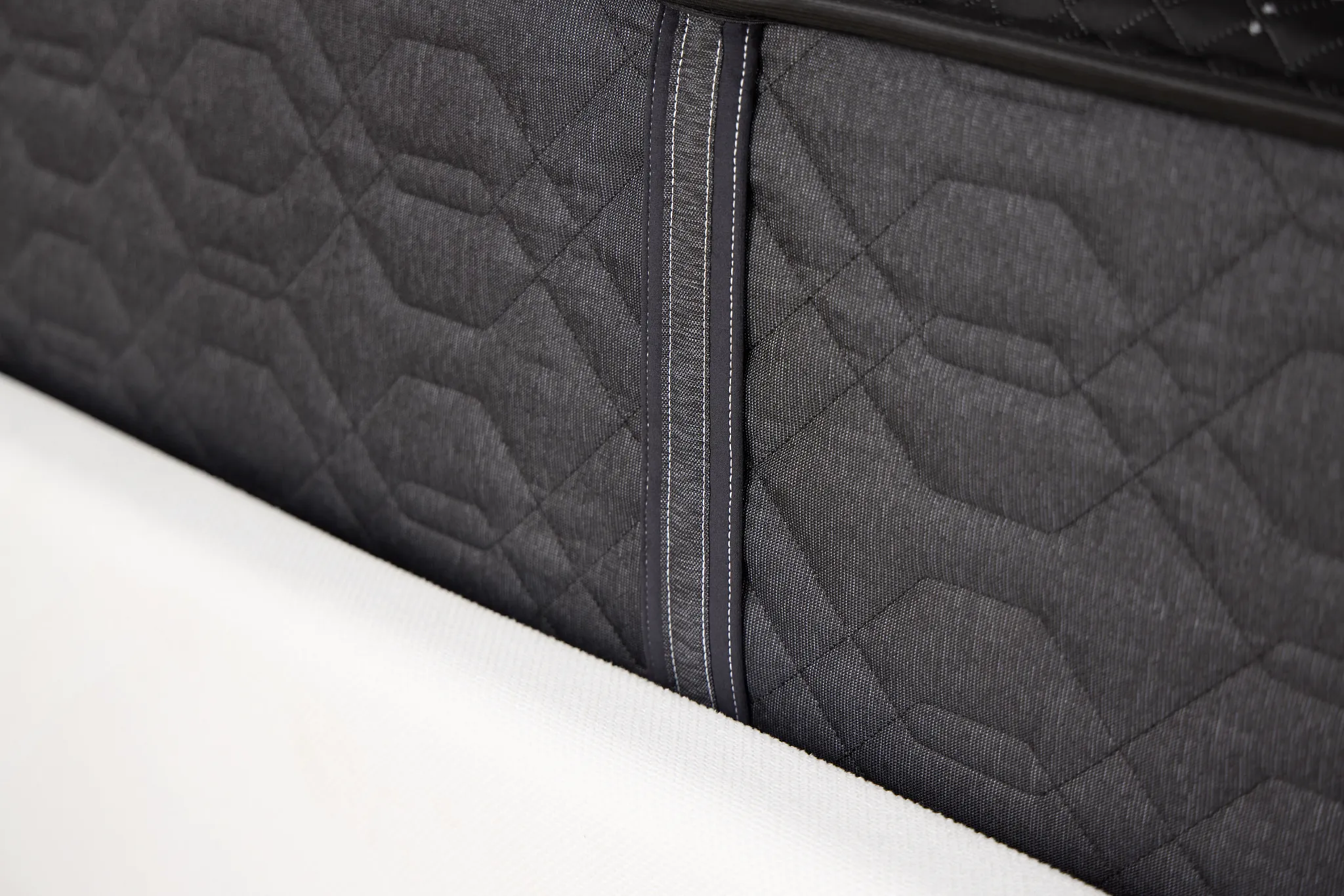 Beautyrest Black Series Three 14.25" Extra Firm Tight Top Mattress