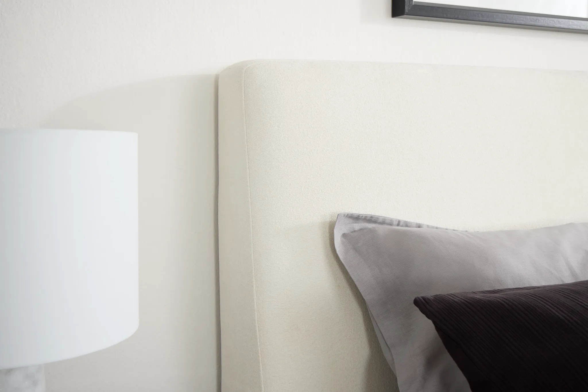 Emit Ivory Uph Panel Bed