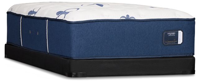 Stearns & Foster Studio 14" Medium Tight Top Mattress