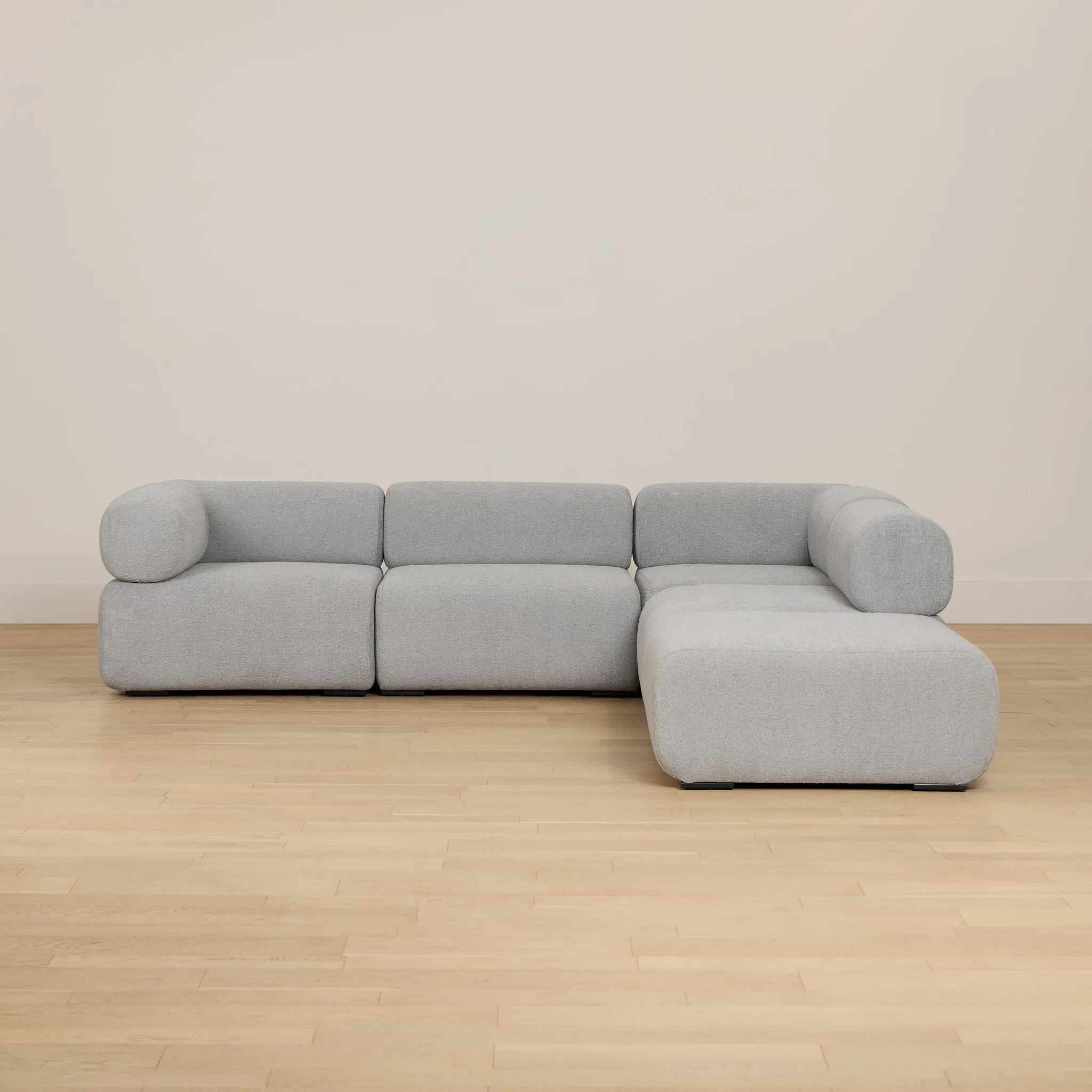 Celeste Light Gray Fabric 5-piece Right Facing Bumper Sectional