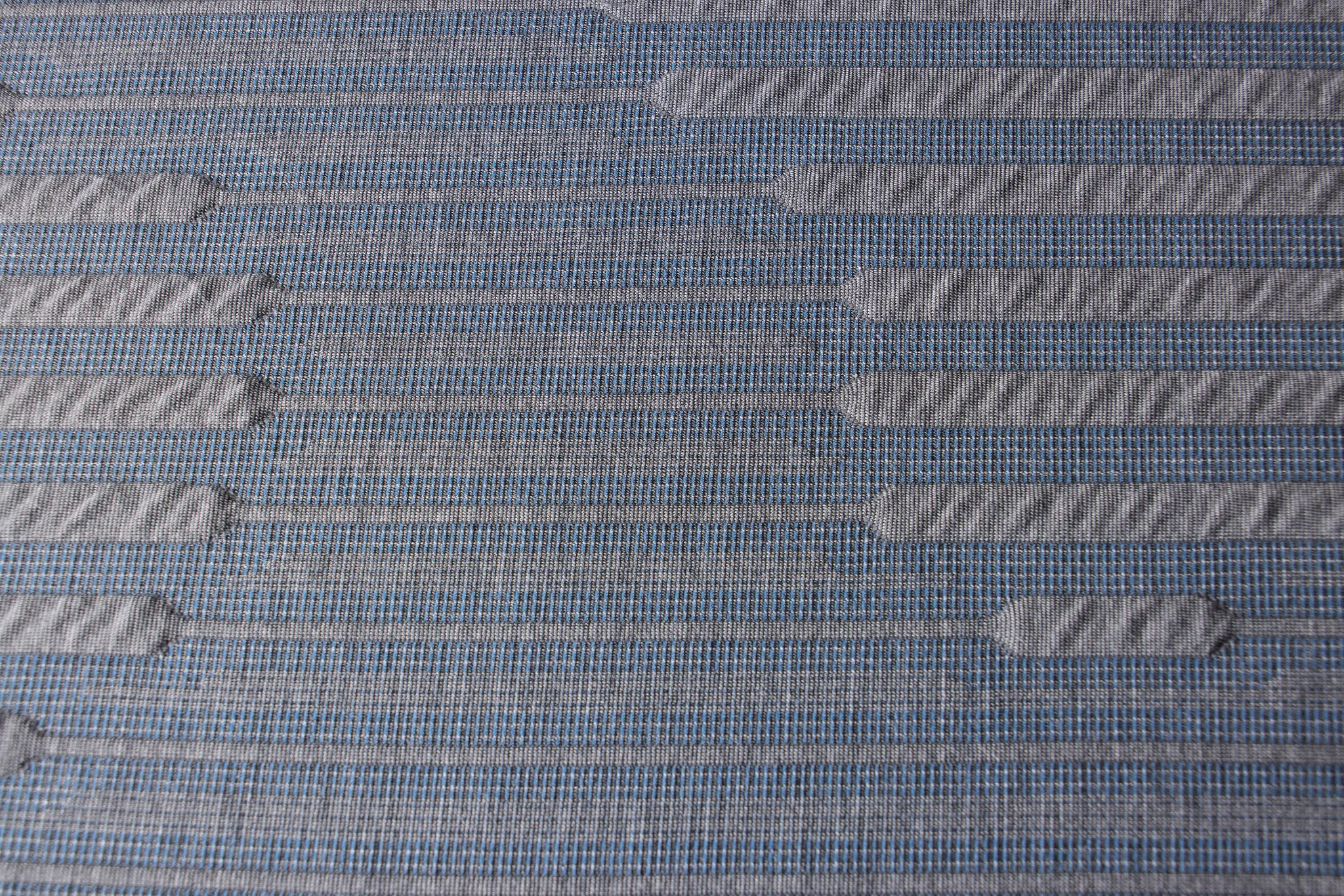 Kevin Charles By Sealy Hybrid Plush Mattress Set