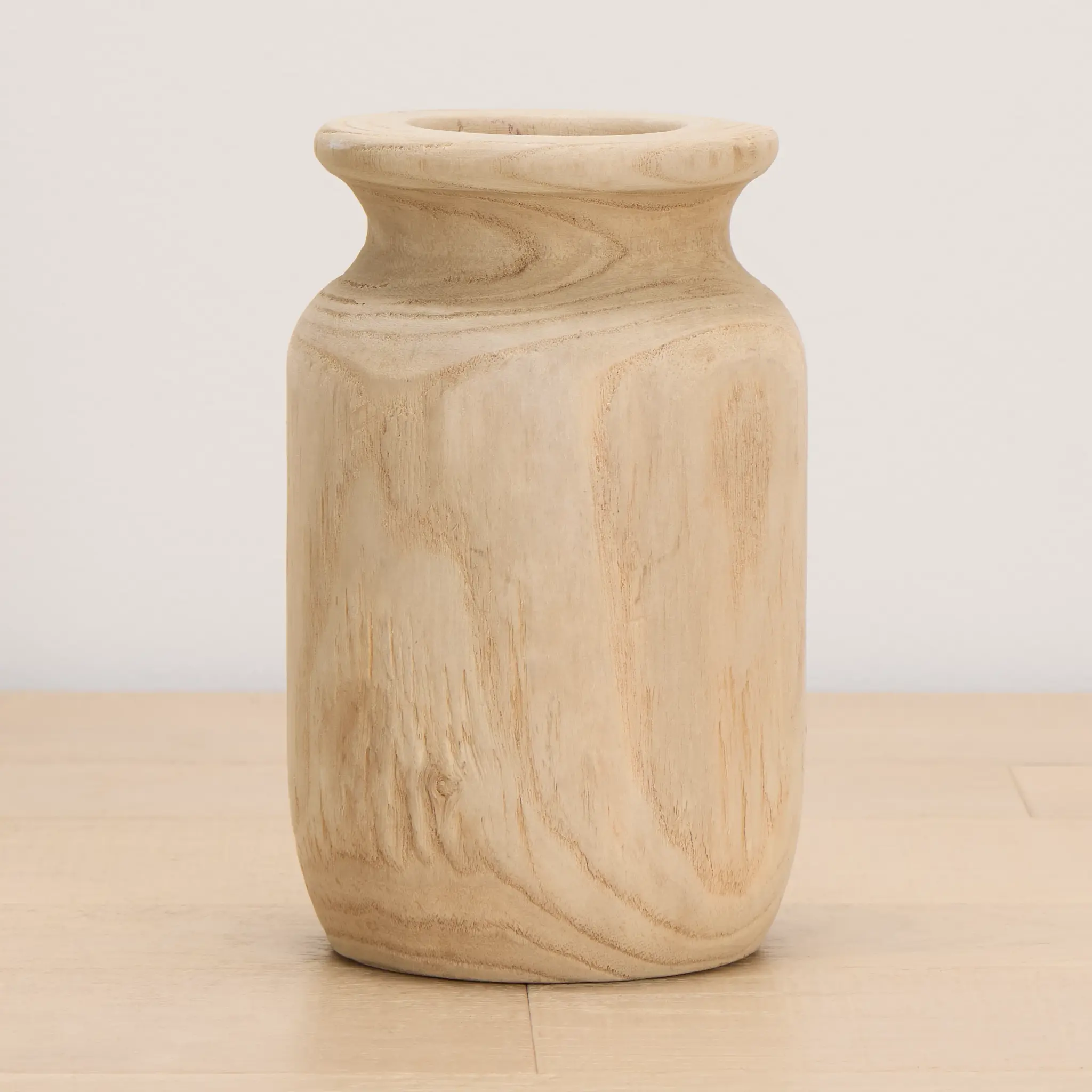 Elza Brown 6" Vase Elza Brown 6" Vase
