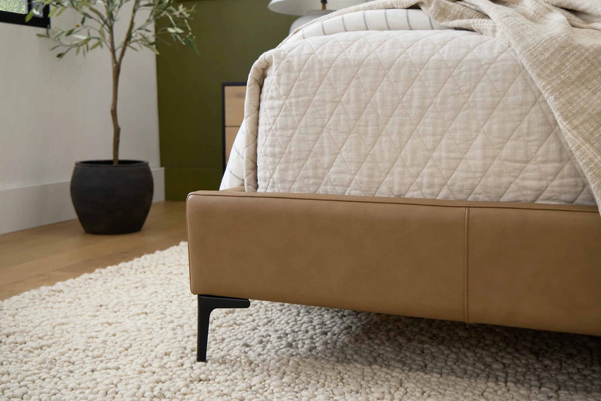 Highland Dark Brown Leather Panel Bed