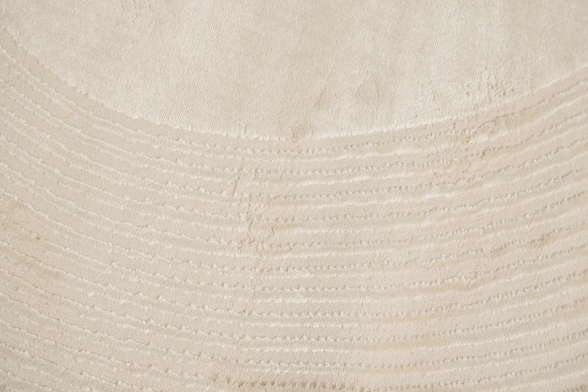 Anat White 9x13 Area Rug